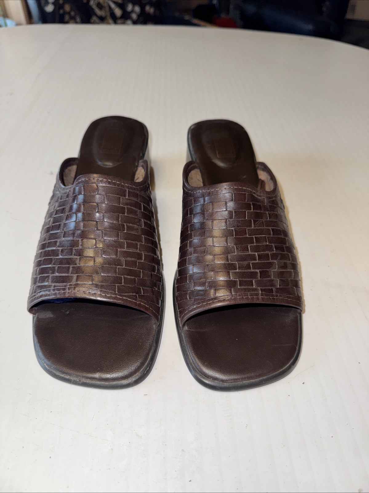Vtg Faded Glory Julia Brown Leather Heeled Sandals Slip On Y2K Woven Size 9