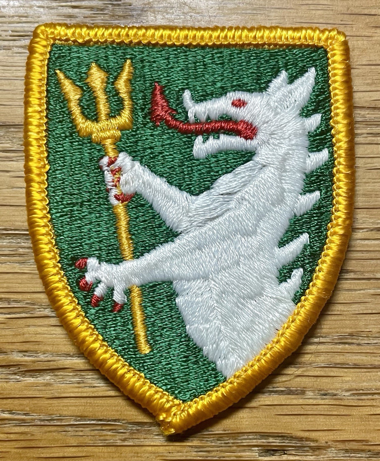 ORIGINAL 1967-1988 US 108th  ARMORED CAVALRY REGIMENT PATCH - HEAT SEAL