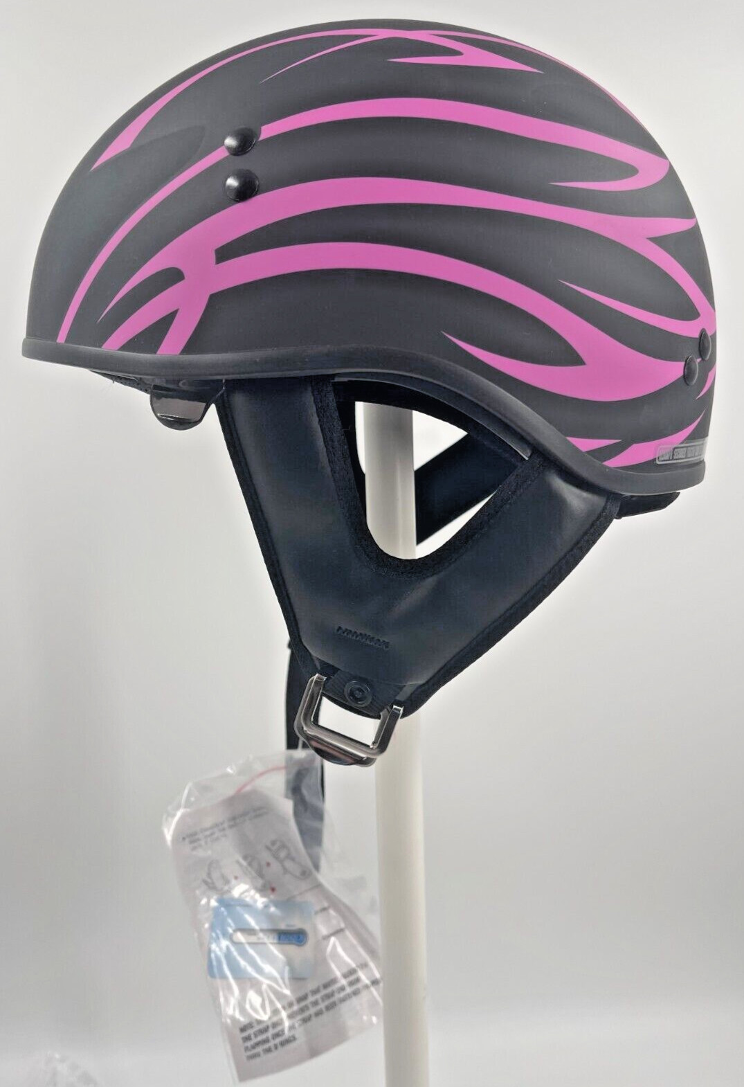 GMAX GM65S Torque Helmet FLAT BLACK/PINK FLAME Size X-SMALL 53-54CM G16510403