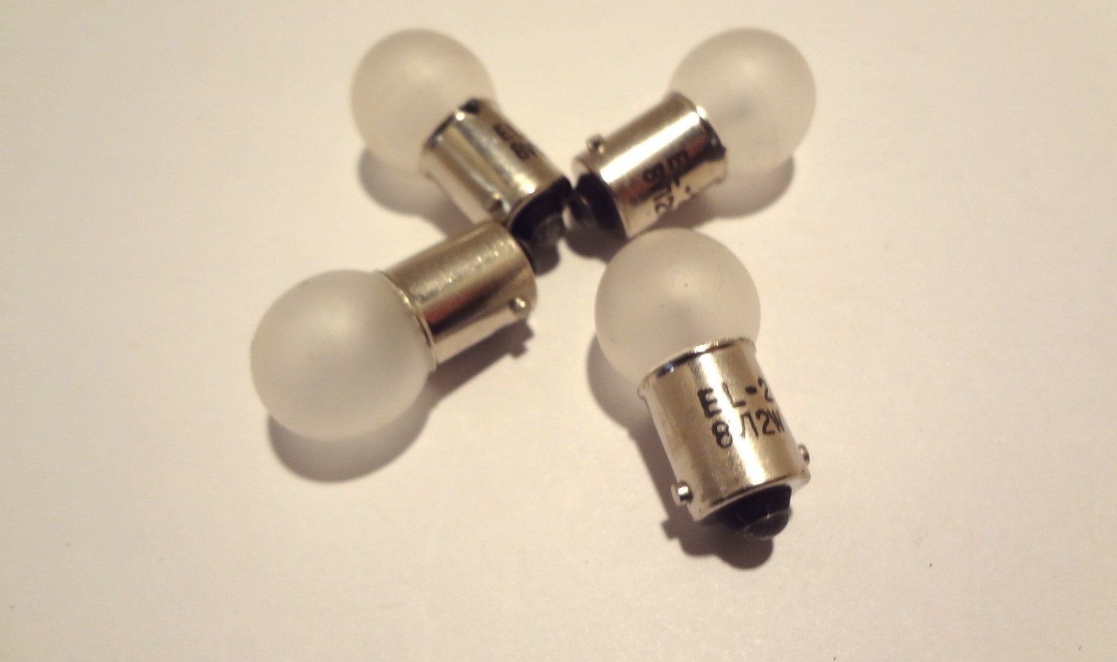 UNITRON BULB EL-2 LOT OF ( 4 ea) 8 VOLT 12 WATT MINATURE FROSTED *NEW*