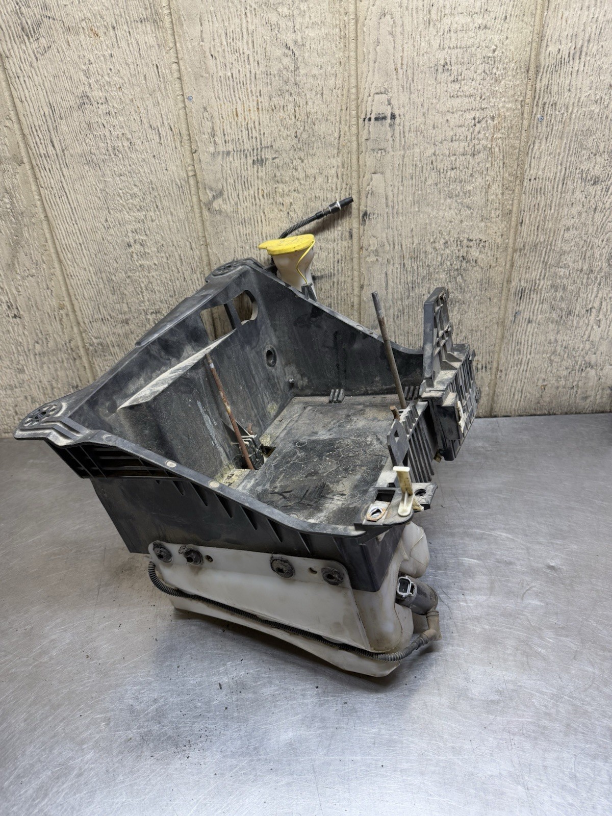11-16 Ford F250 F350 6.7 Battery Tray Windshield Washer Fluid Tank Reservoir OEM