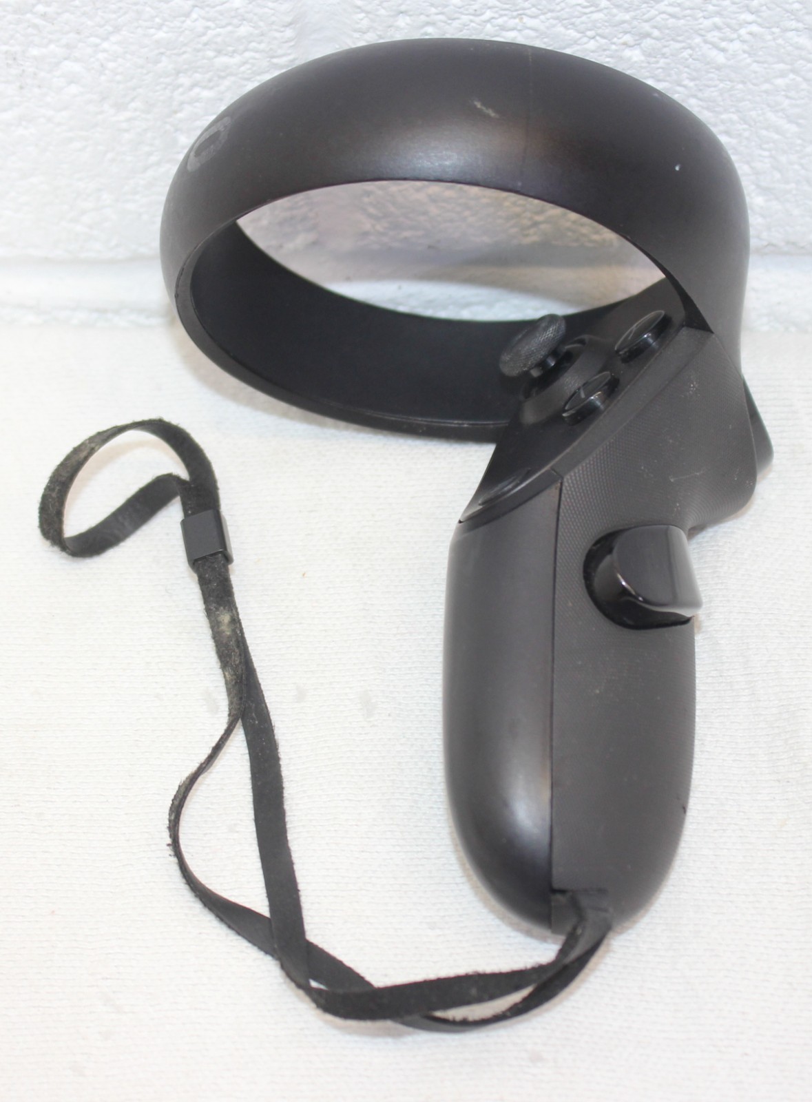Genuine Oculus Quest 1 / Rift S Controller (Left ONLY) MI-BL - Black, guc!