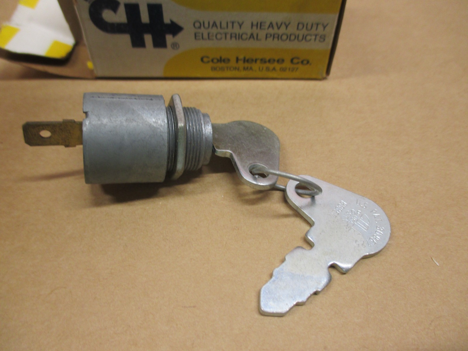 95660-10 COLE HERSEE MANETO SWITCH NEW