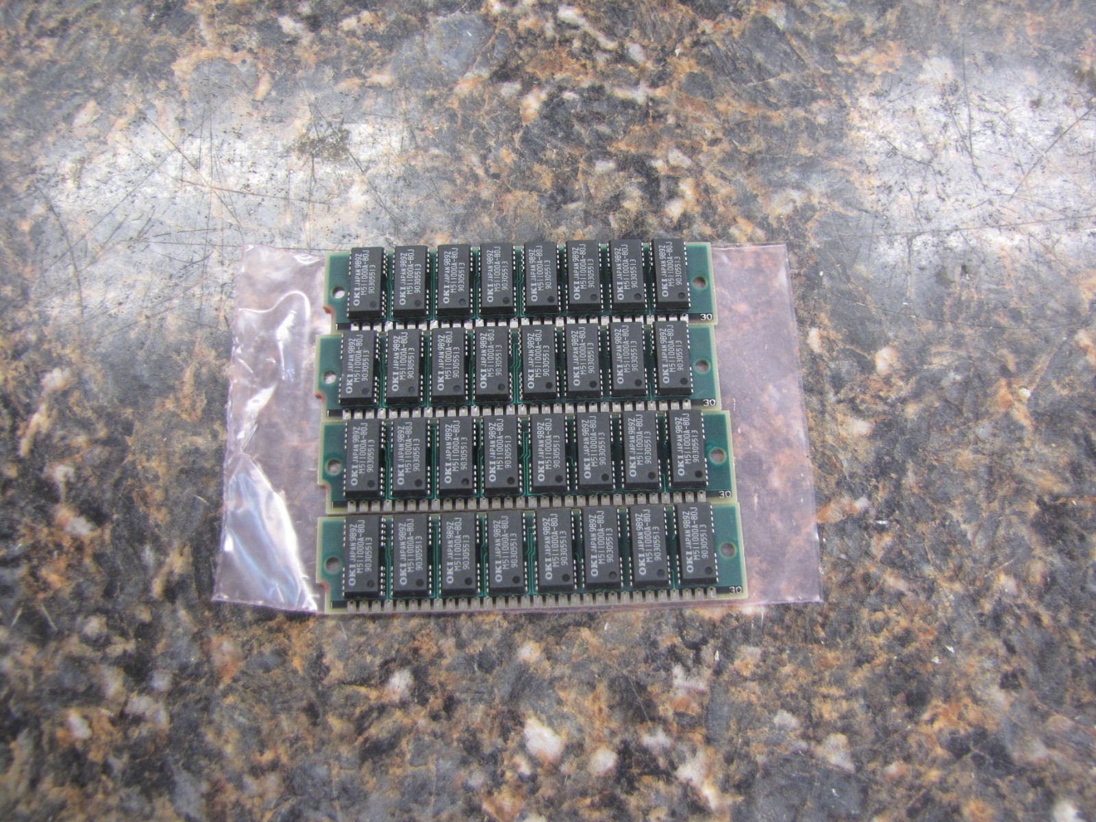 Vintage Lot of (4) OKI MSC2331A-80YS8 256KB 80NS 30 PIN SIMM RAM Sticks