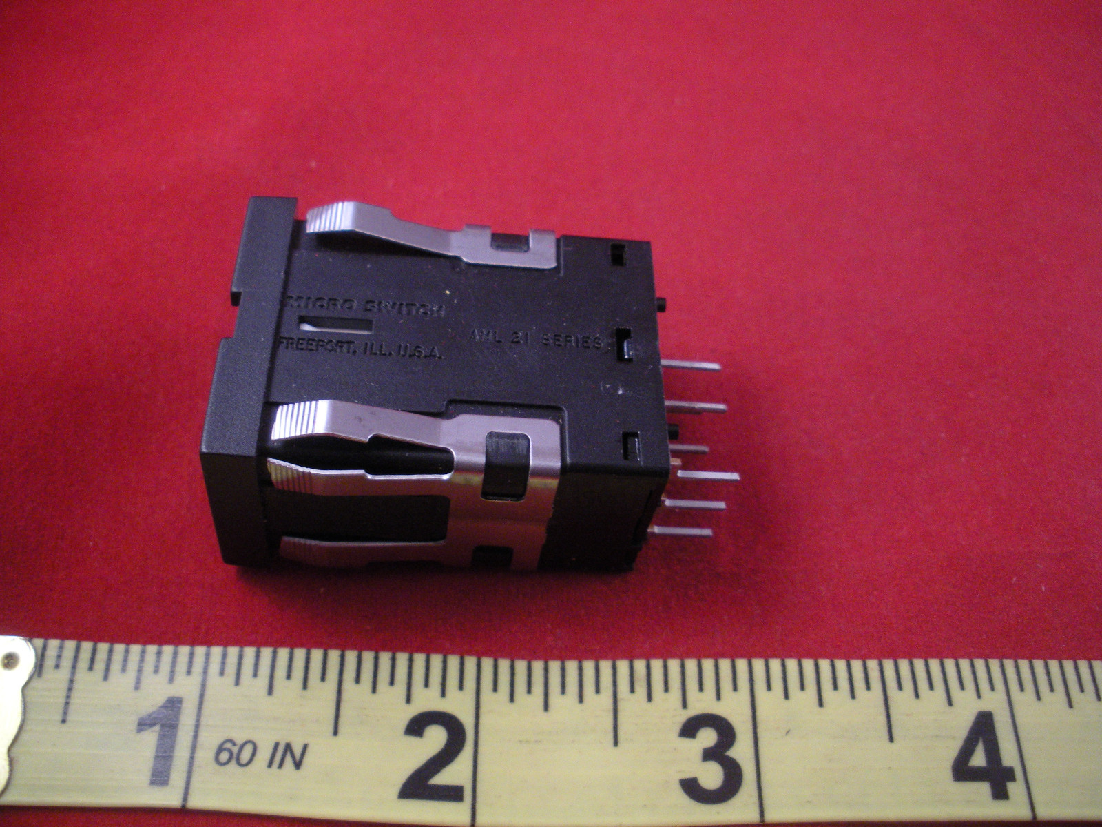Honeywell Microswitch AML21MBA3AA Pushbutton Switch 9314 2a 250v 3a 125v ac New