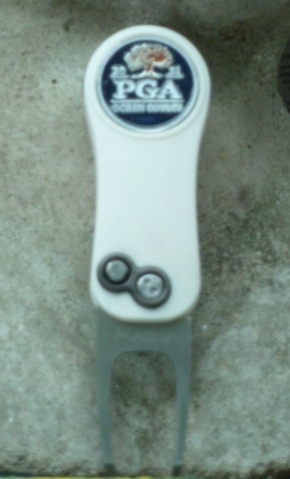 PGA Championship 2021 Ball Marker & Pitchfix Divot Tool - Great Seller! White
