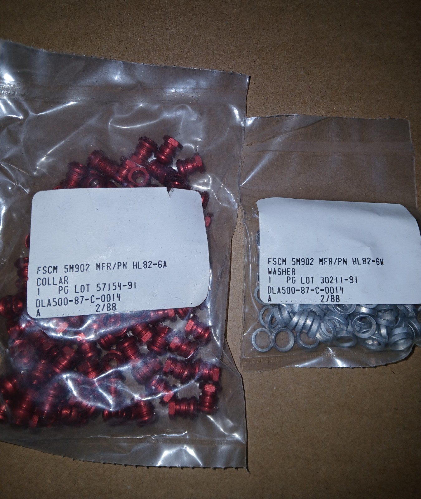 (100 per pack)  3/16 Pin Rivet Threaded with washer