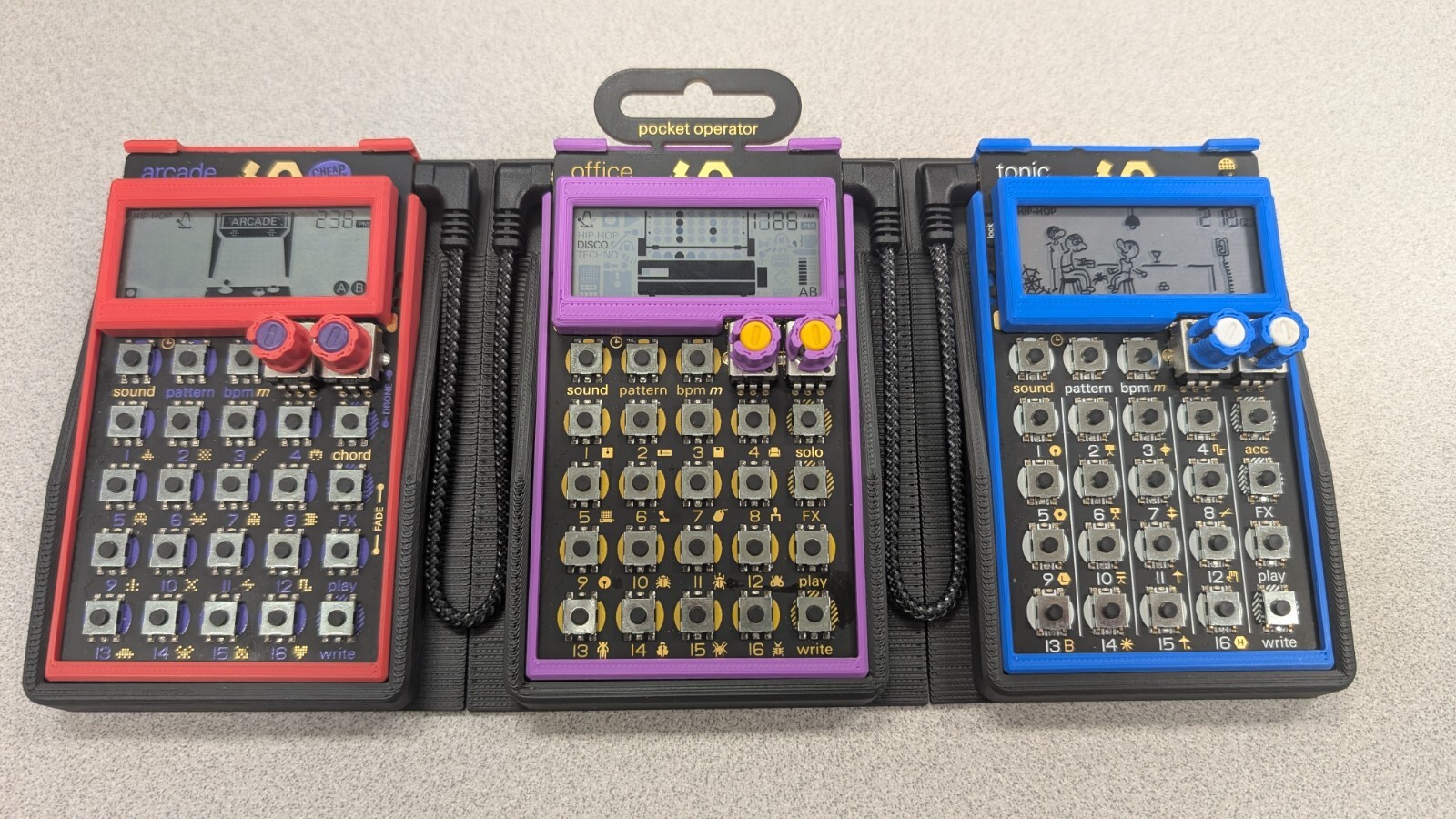 Teenage Engineering Pocket Operator Case docking station left and right