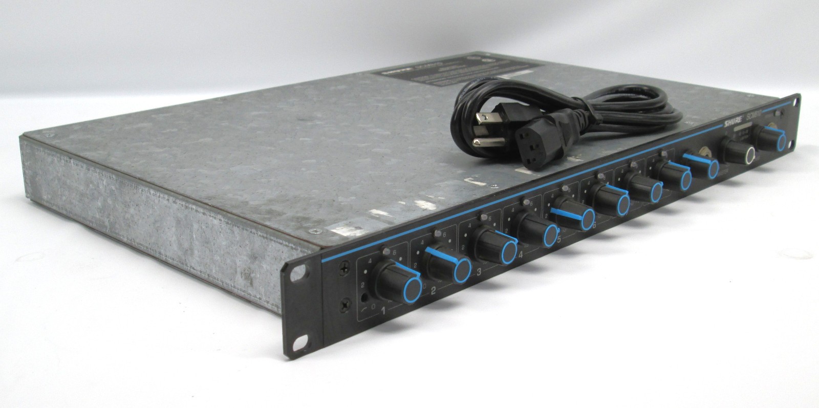 Shure SCM810 8-Channel Automatic Microphone Mixer – Rackmount Pro Audio Mixer