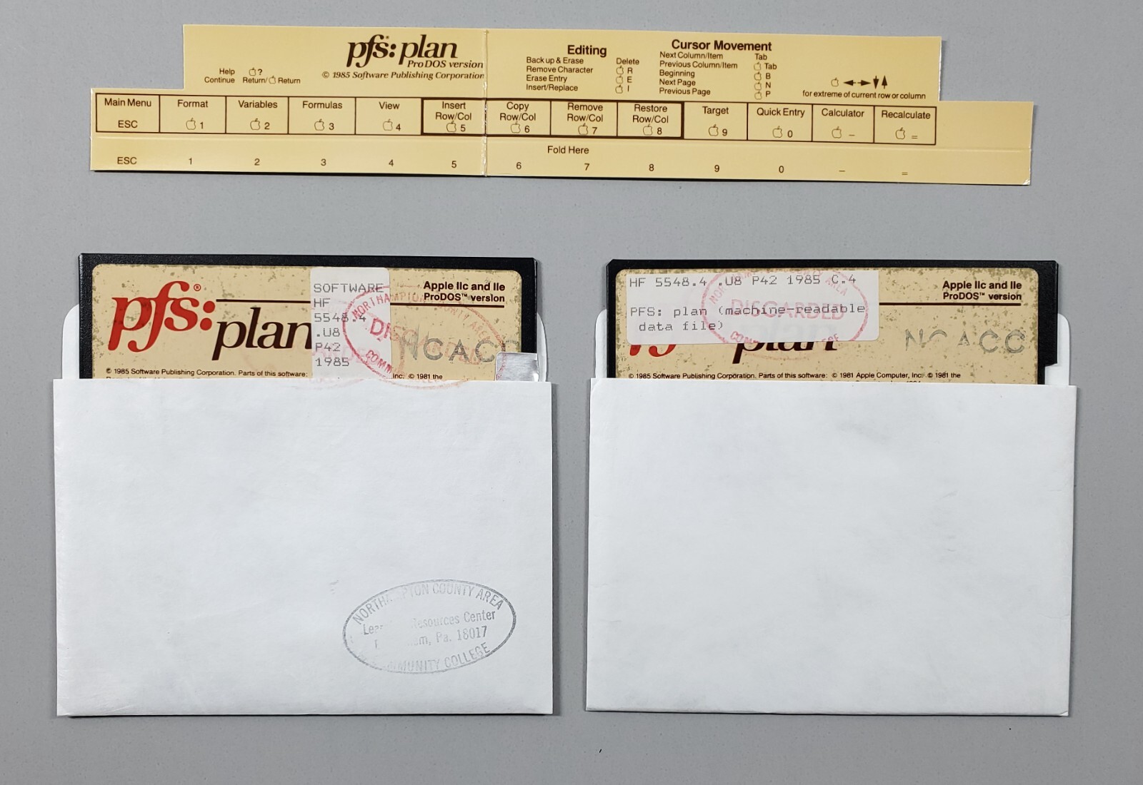 PFS Plan ProDos Apple IIc IIe Software Manual 5.25" Floppy Disk Vintage