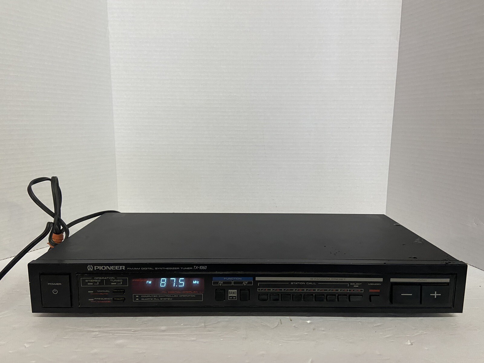 Vintage 1986 Pioneer FM/AM Digital Synthesizer Tuner TX-1060-tested Works