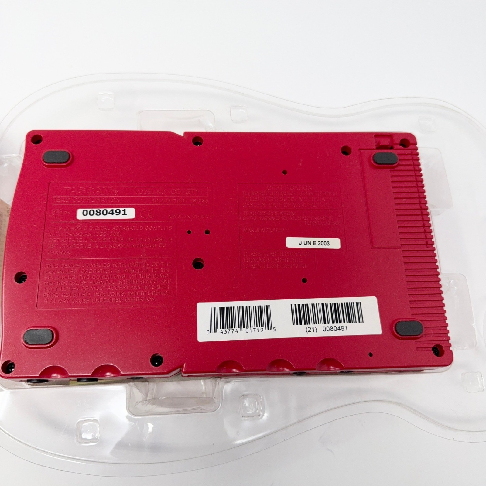TASCAM CD-GT1 Red Portable CD Guitar Trainer Tested & Working Original Packaging