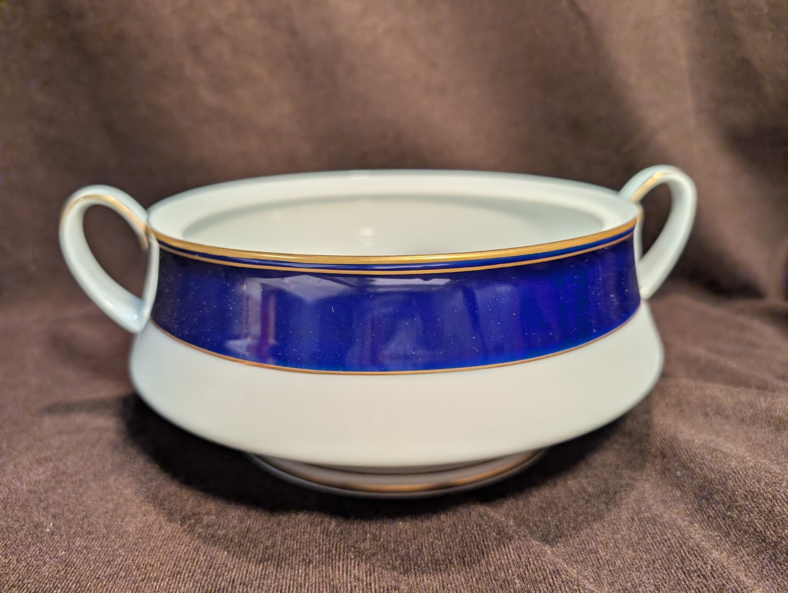 MINT CONDITION! - Carmine By Noritake - Dish - No Cover - 7 3/8" Excellent Cond