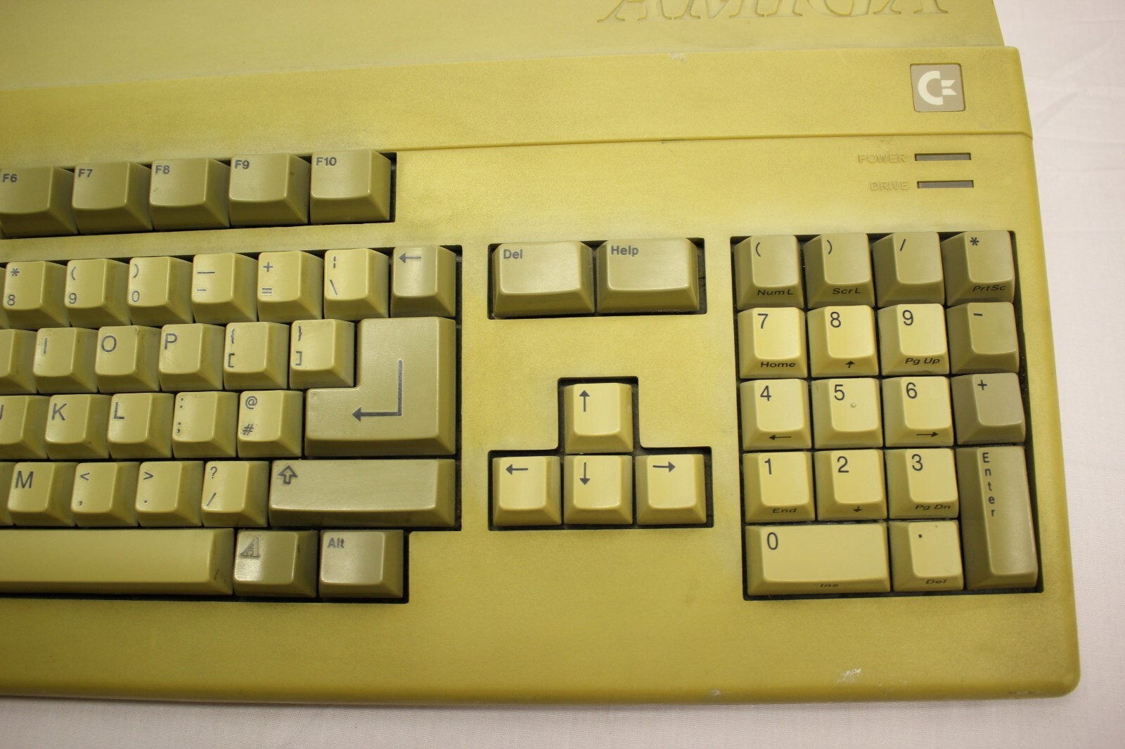 COMMODORE AMIGA A500 VINTAGE PERSONAL COMPUTER NO POWER SUPPLY