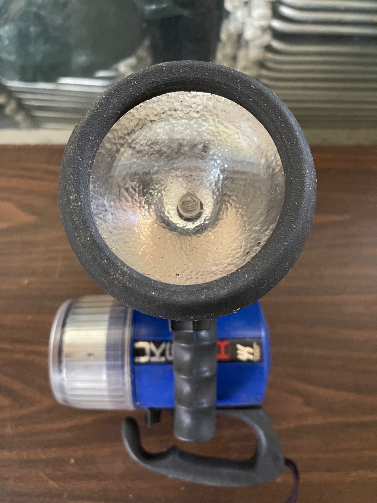 UK1200R Dive Light