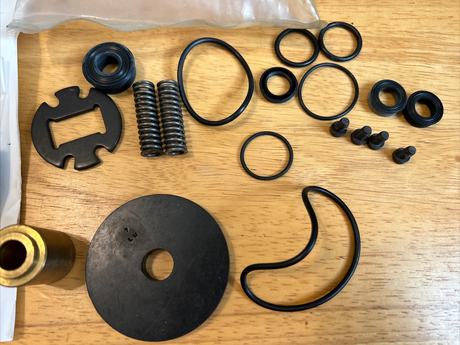 Incomplete Alemite 393523 Major Repair Kit For M-5 Pump New Old Stock