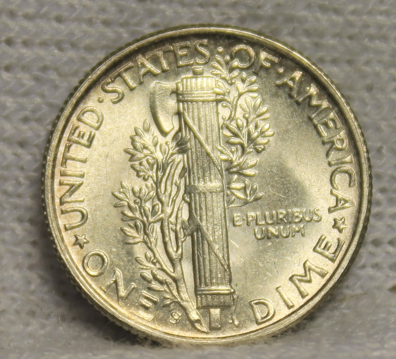 1945S uncirculated mercury dime