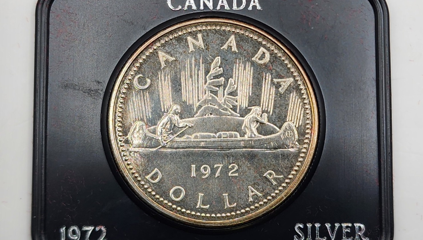 1972 Canada 1 Dollar Silver Coin - KM#64.2a