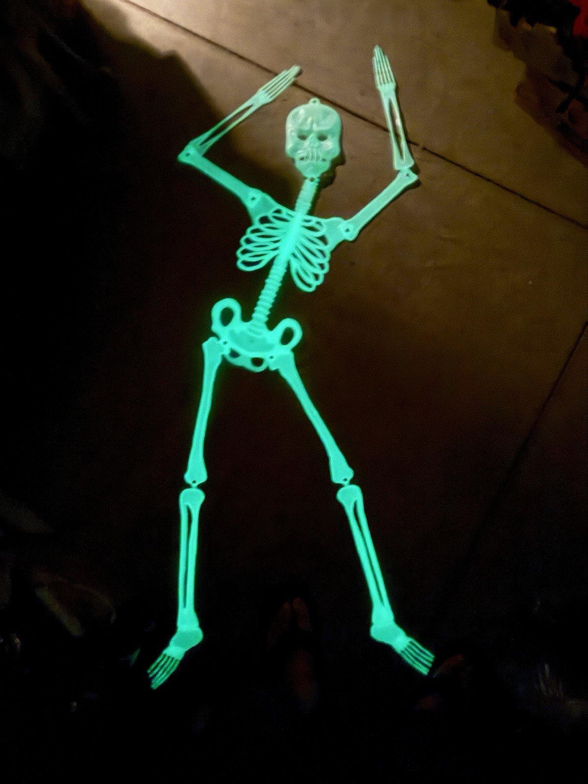 Vtg Fun World Glow In The Dark 5’ Skeleton 60” Flat Halloween Easter Unlimited
