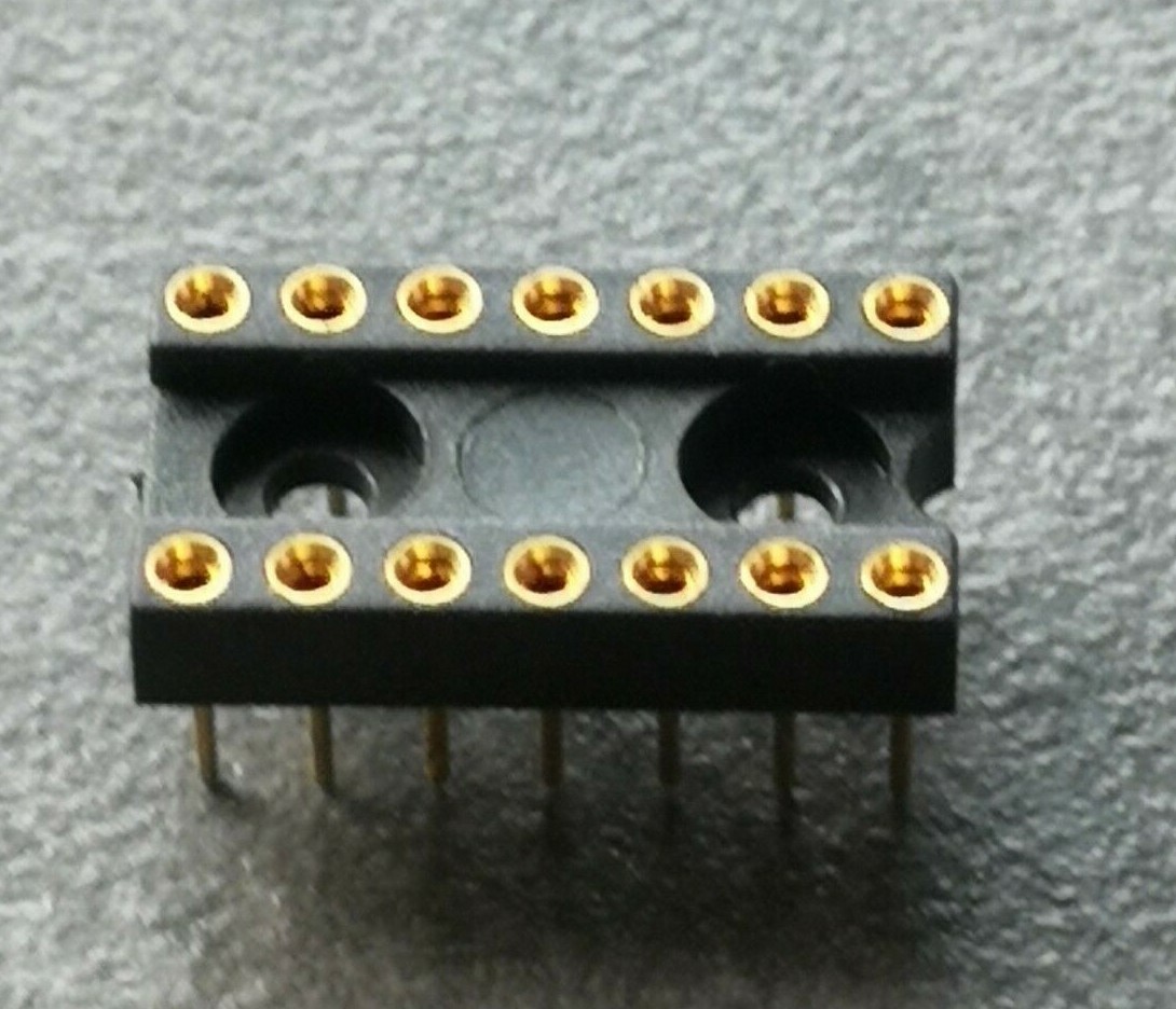 10x IC-Bausteine IC-Steckadapter IC-Sockel schwarz/gold 14-polig gedreht NEU