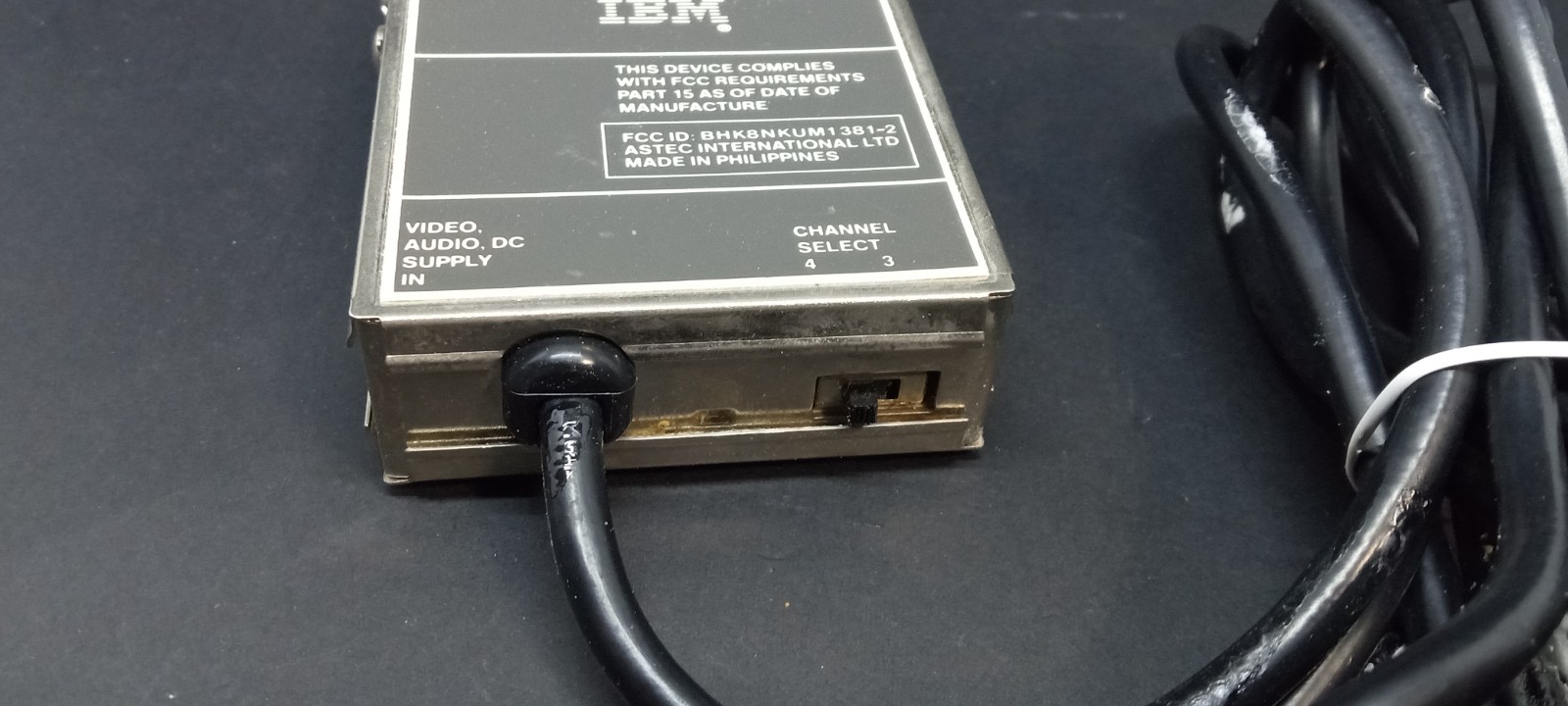 1983 IBM PC Jr 4860 Vintage Computer Turns on...LOOK