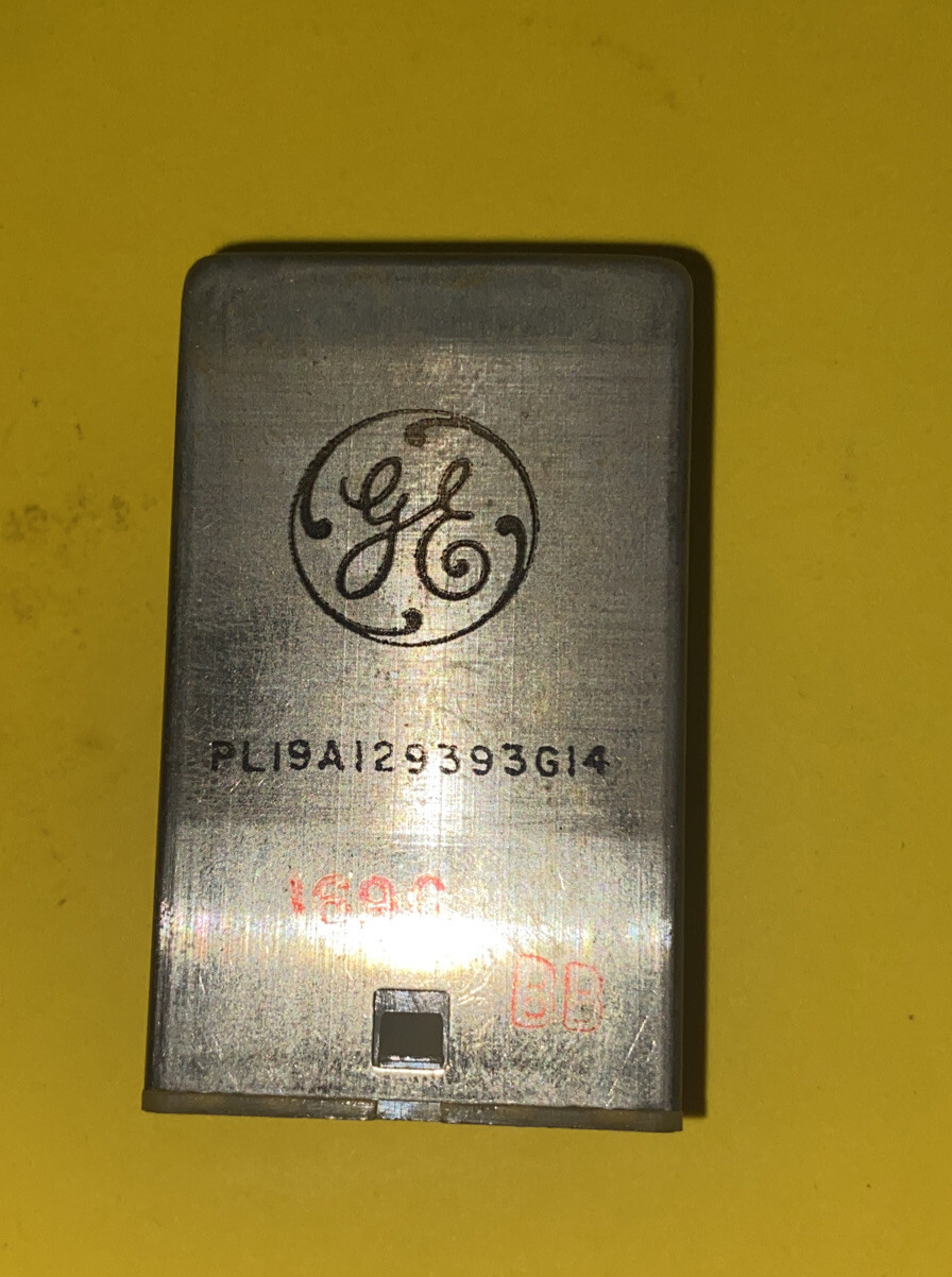 VINTAGE GE 2C ICOM CHANNEL ELEMENT PL19A129393G14-Radio T 151.140 12586.666*