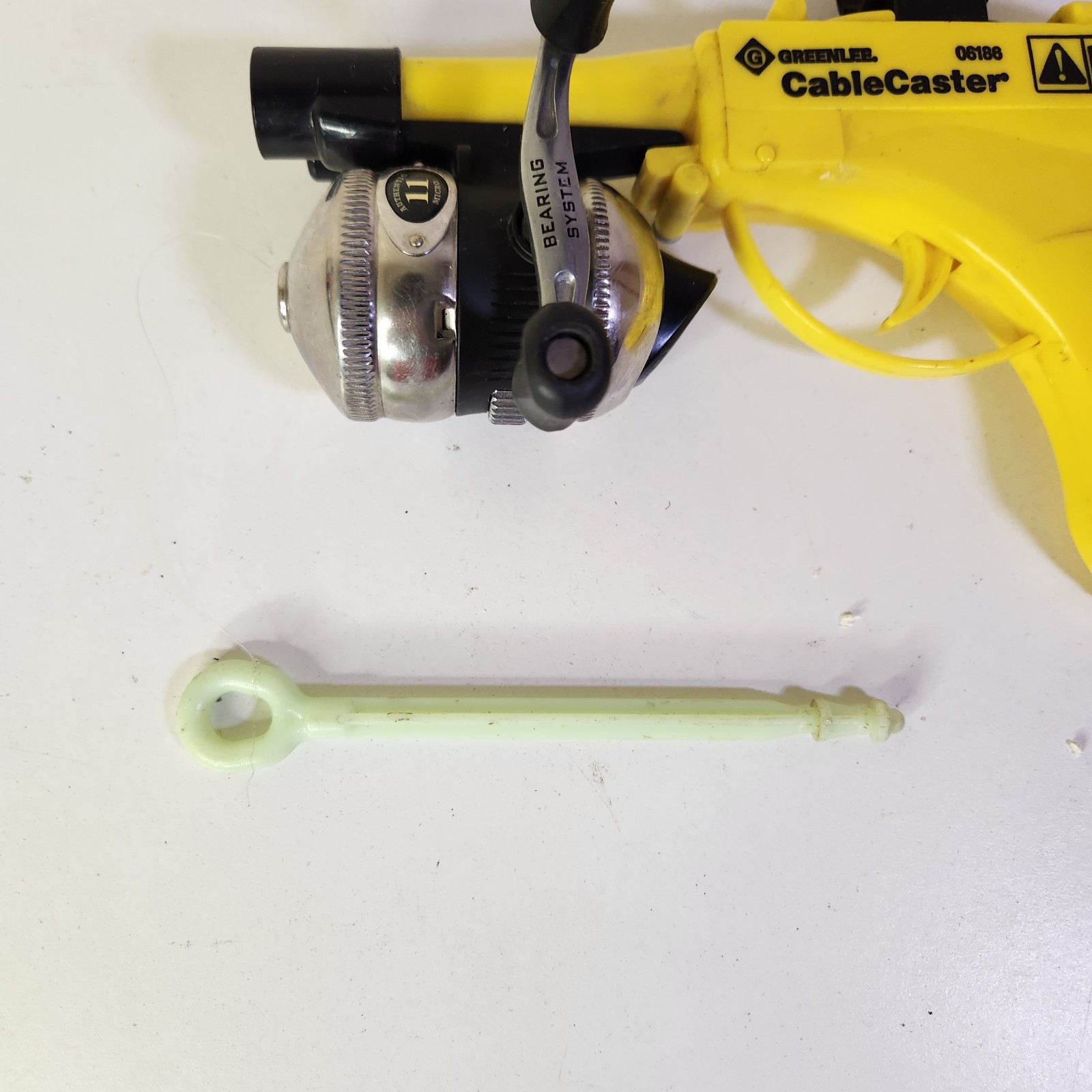 Greenlee Cable Caster Wire Pulling Tool w/ One Dart - 50-ft Range - 06186