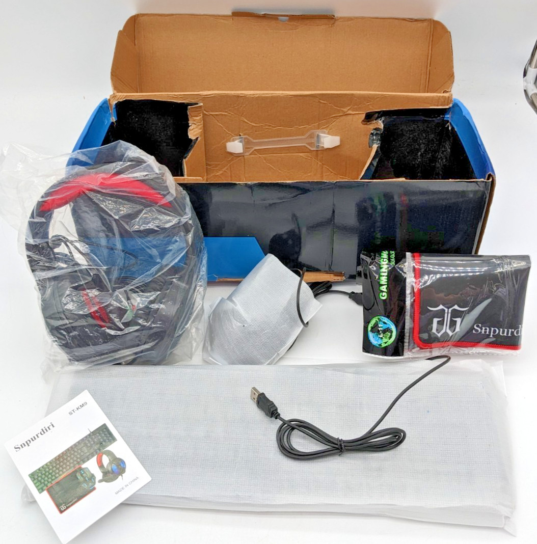 Snpurdiri BLACK 4 IN 1 GAMING COMBO PACK