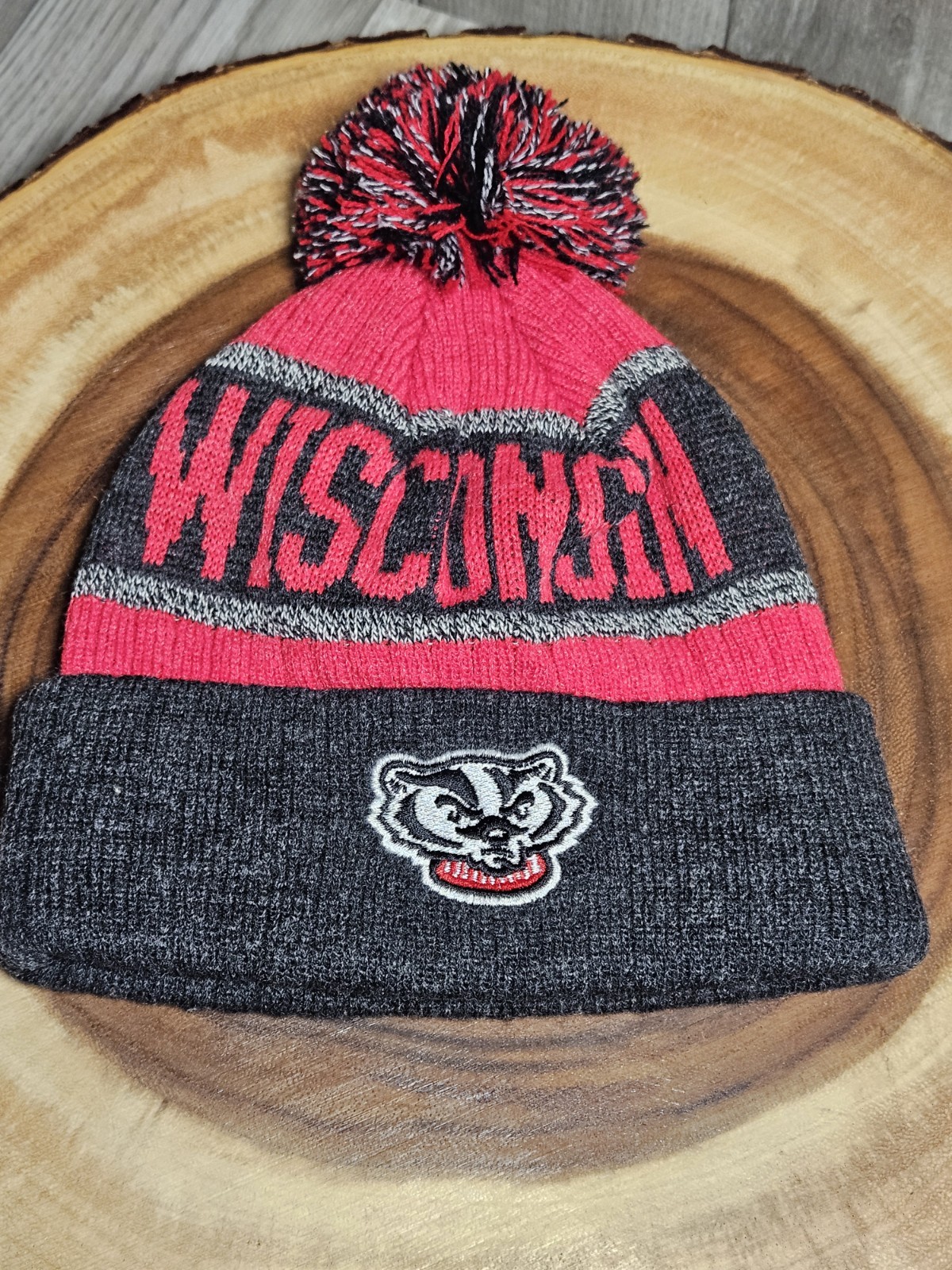 Wisconsin Badgers Youth Top Of The World Winter Beanie Hat Cap OSFM NCAA