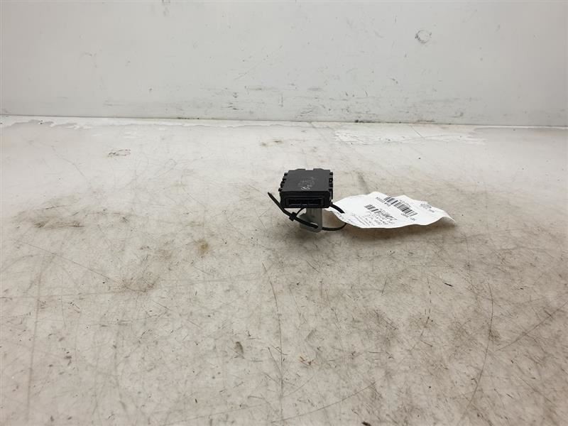 17-19 TOYOTA COROLLA NETWORK GATEWAY CONTROL MODULE ECM ASSEMBLY