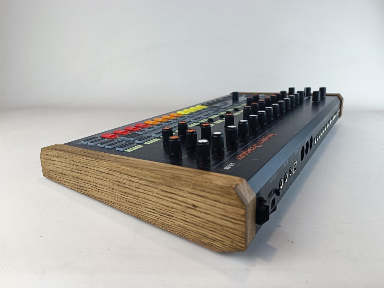 Behringer RD8 RD9 MK2 Real Oak Wood Stand Side Wooden Drum machine Panel