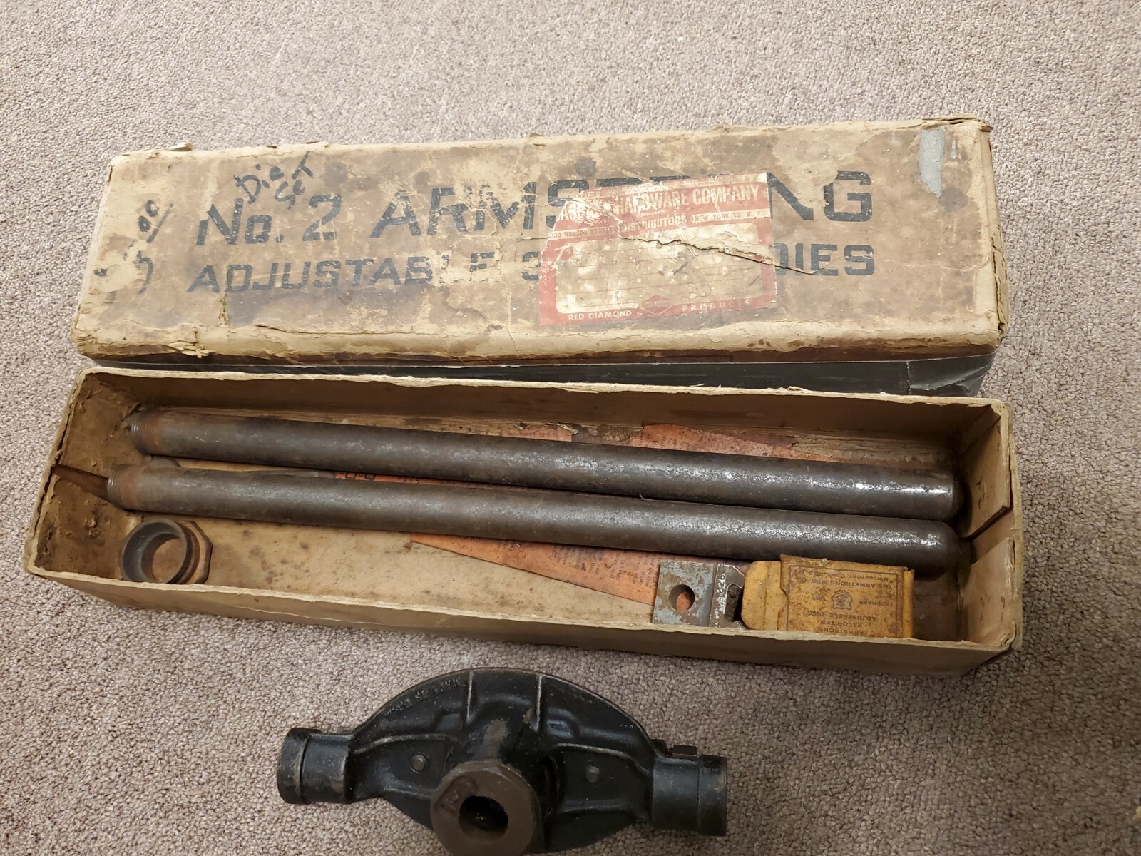 Armstrong No. 2 Adjustable Pipe Threader & Dies, 3/4" dies only, vintage USA