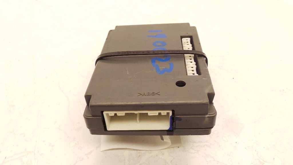 99-00 LEXUS GS400 MULTIPLEX NETWORK BODY CONTROL MODULE ECM ASSEMBLY