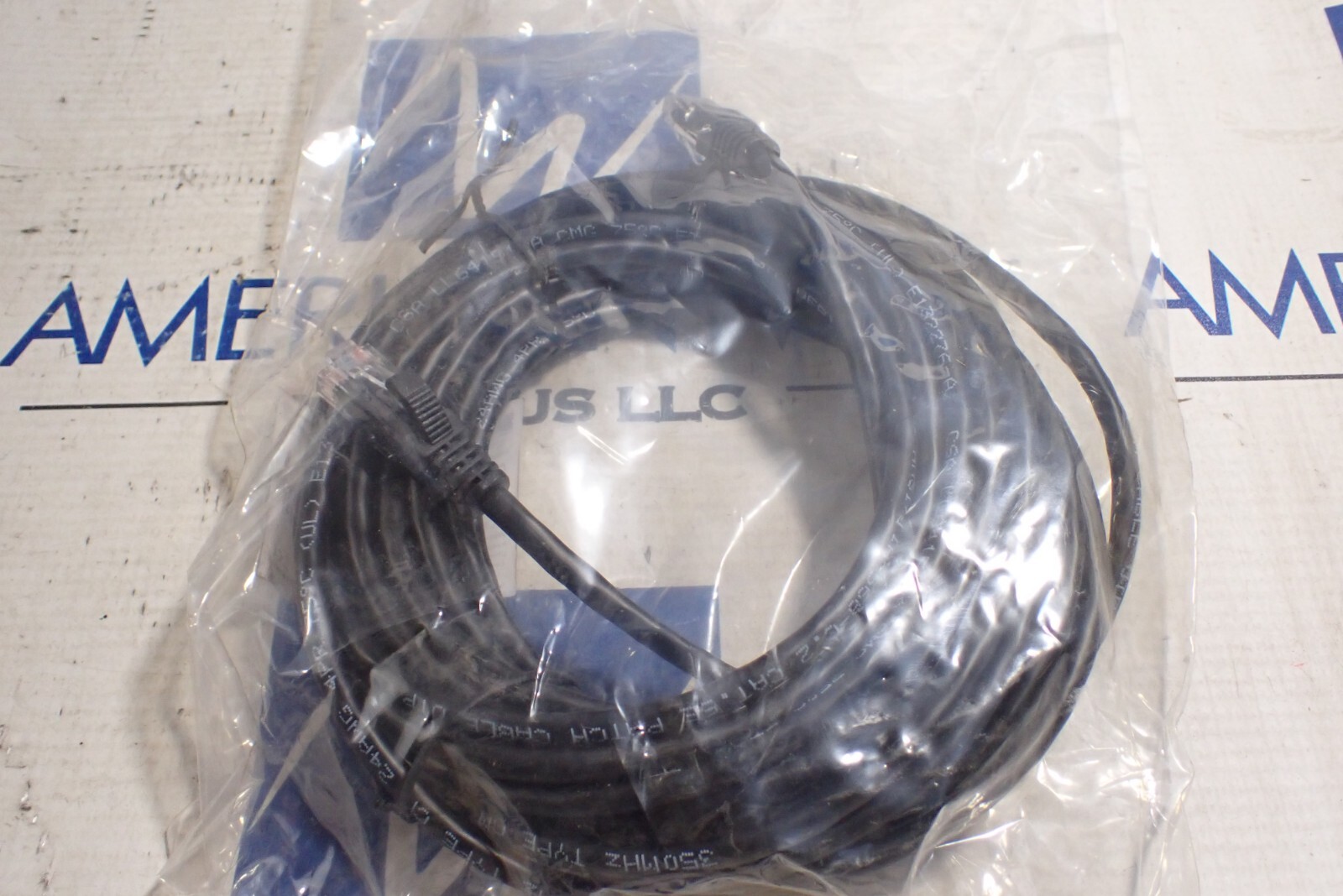 New Legrand C2G 15222 25FT CAT5E Snagless Black Unshielded Ethernet Patch Cable