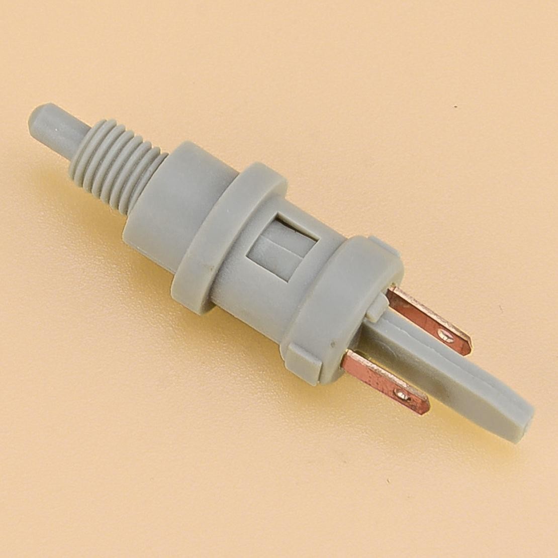 Brake Stoplight Micro Switch For Ski-Doo MXZ 600 MXZ 800 507032334 507032366 cr