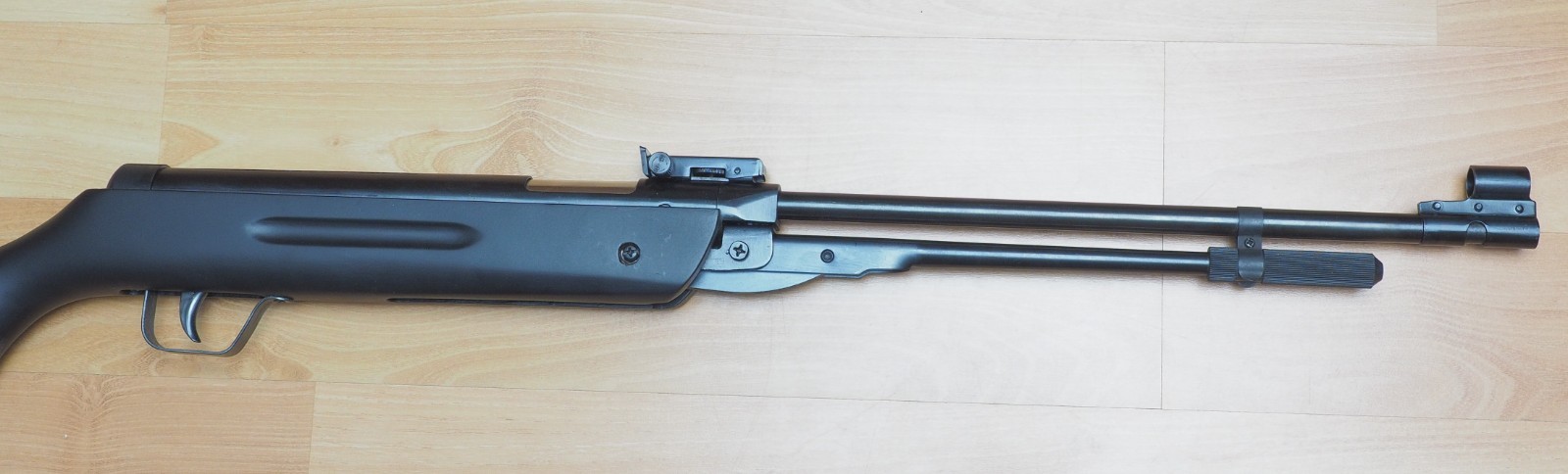 Air pellet rifle Velocity 600 FPS Underlevel .22 cal