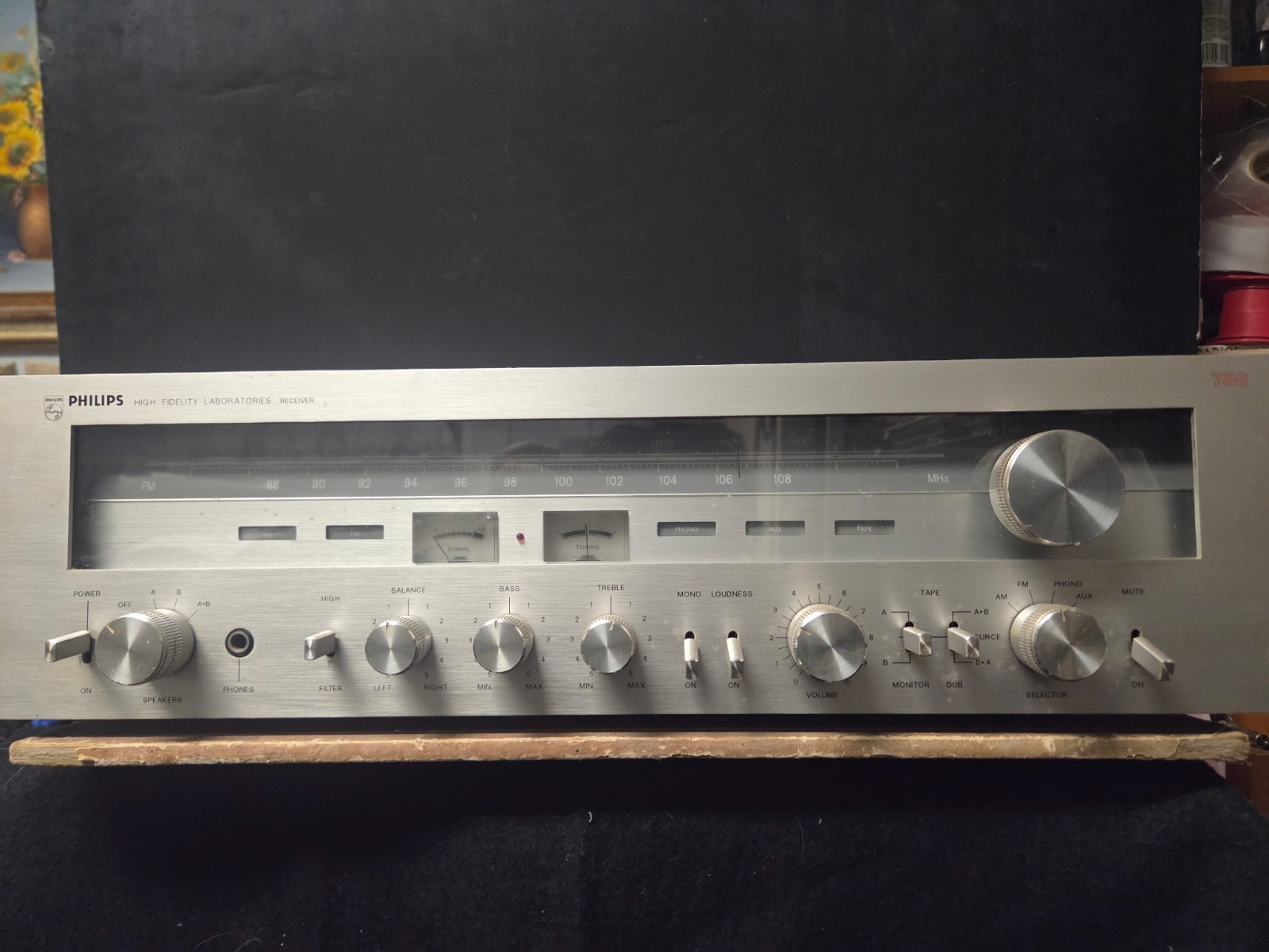 Vintage Philips 786 Silver Stereo Receiver, Rare, 45 WPC, USA made