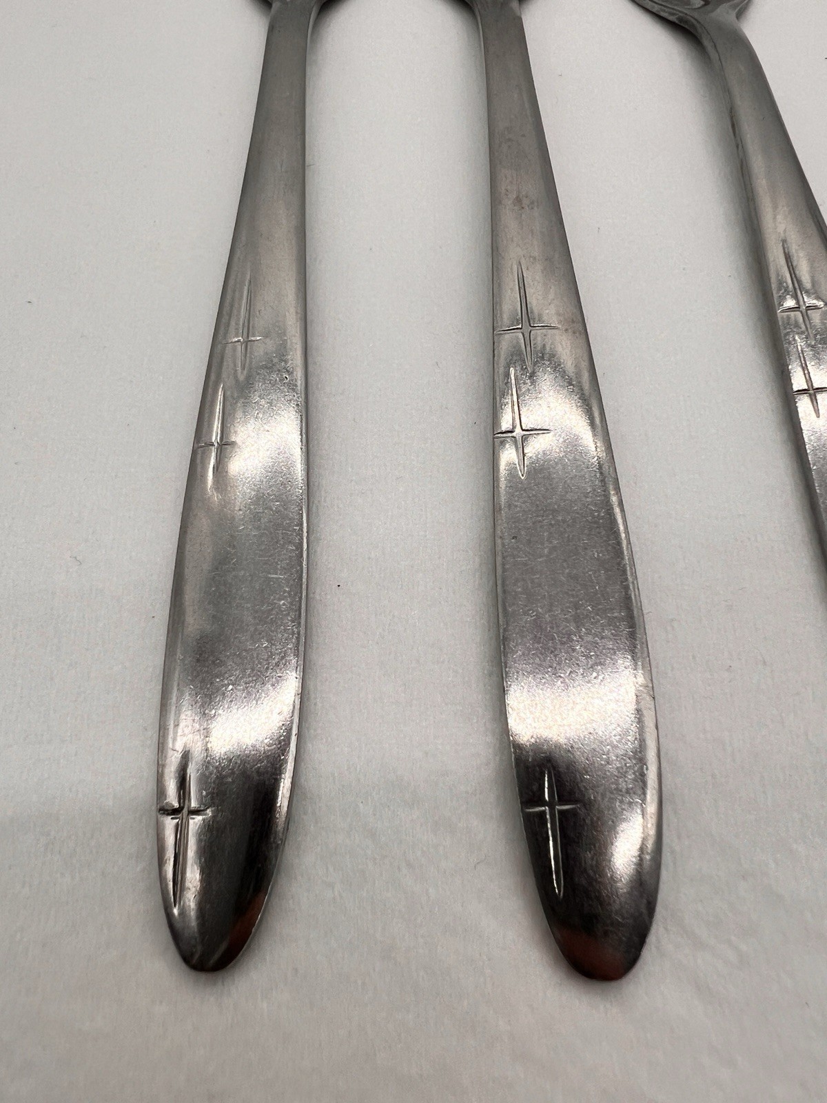 Stellar SRF4 3 Crosses Stainless Forks Japan 3pc 2 Dinner Forks 1 Salad Fork