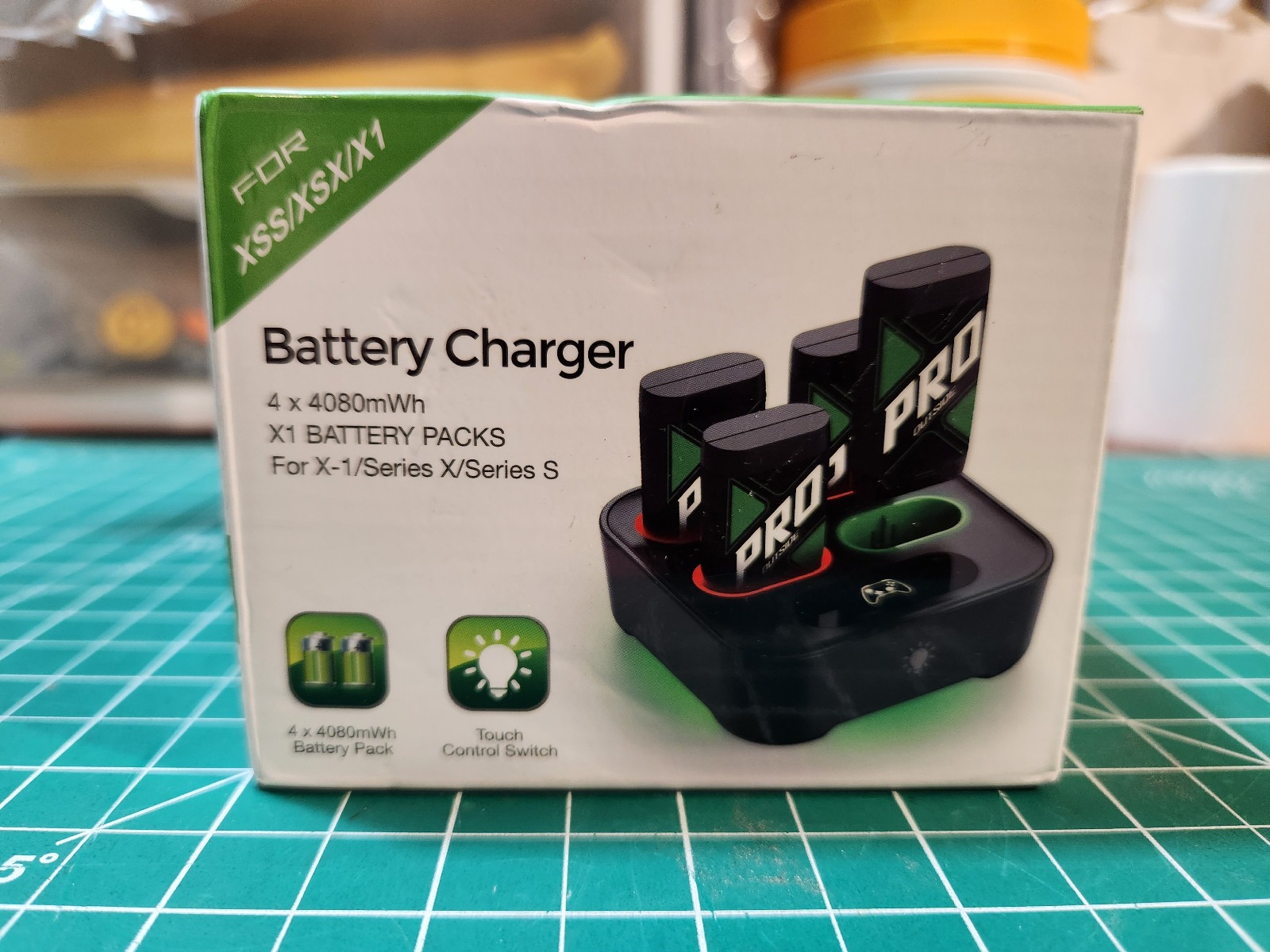 4 x 4080mWh Rechargeable Battery Pack for Xbox One/Xbox Series X|S Controller