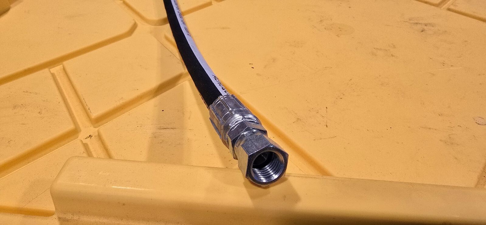 GENERAL DYNAMICS HOSE ASSEMBLY 1001267 4720-01-543-2861