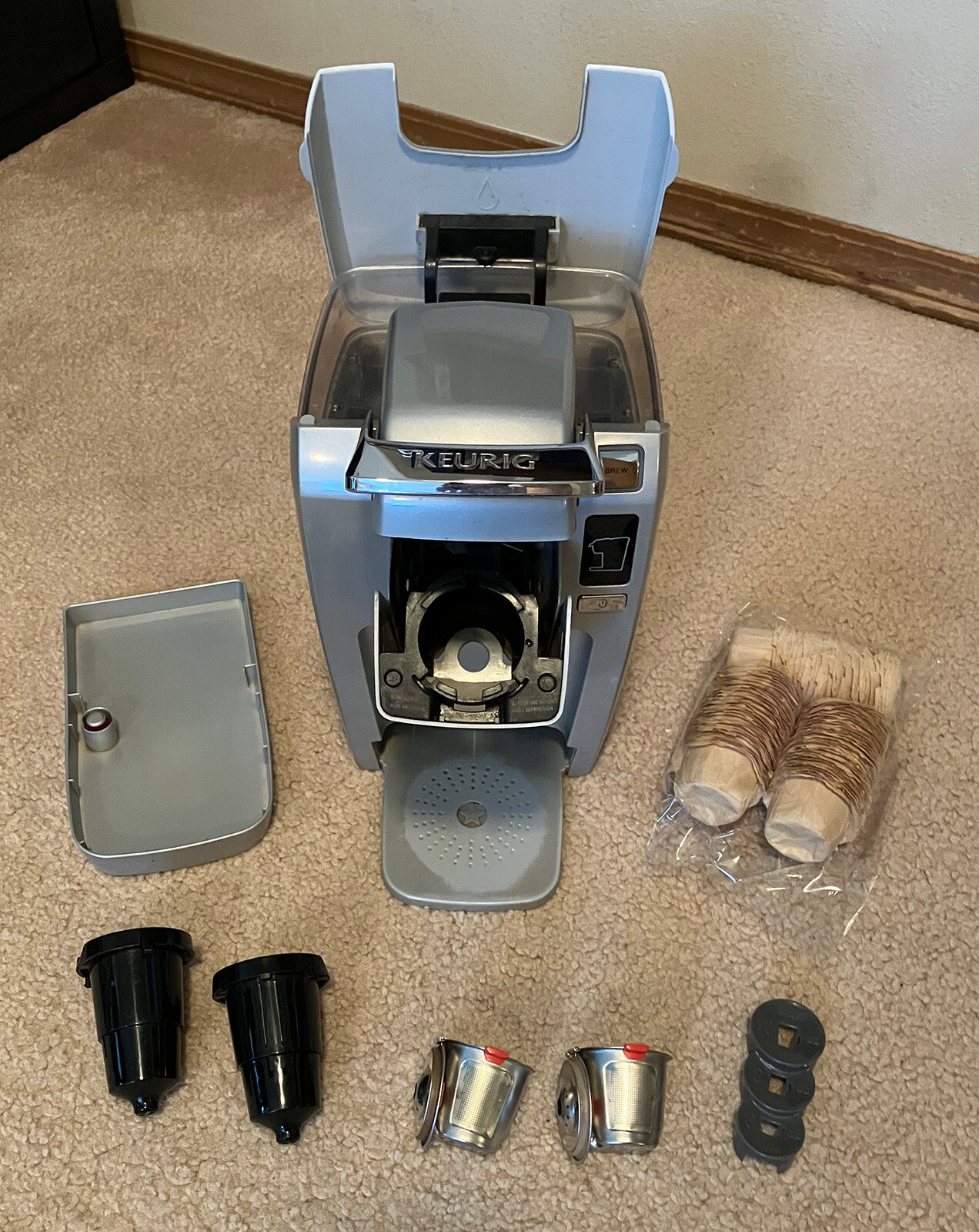 Keurig K10 MINI Plus Brewing System Silver, Reusable K-Cup – Accessories, Extras