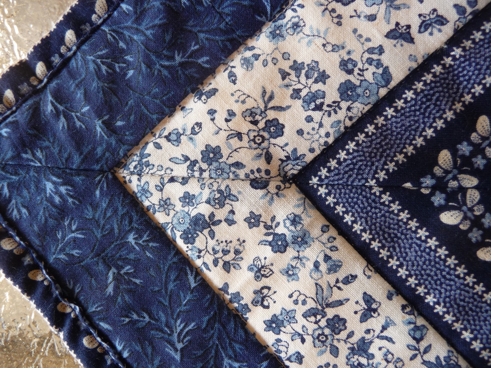 TESSELLATION QUILT, PATTERN only, Quick & easy, designed by Lenie Bosman NEW
