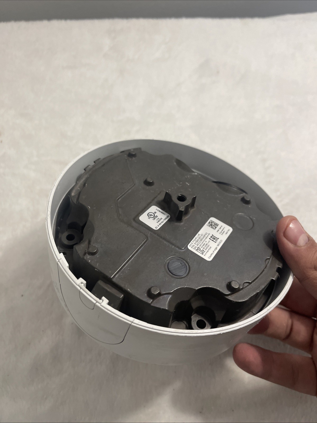 Axis Communications P3245-LVE Network Dome Security Camera P/N: 01593-001-01
