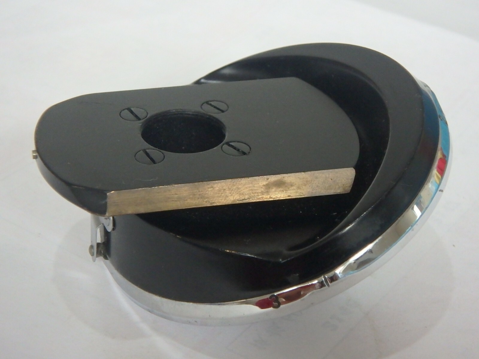 Leitz 4-position nosepiece.- working correctly