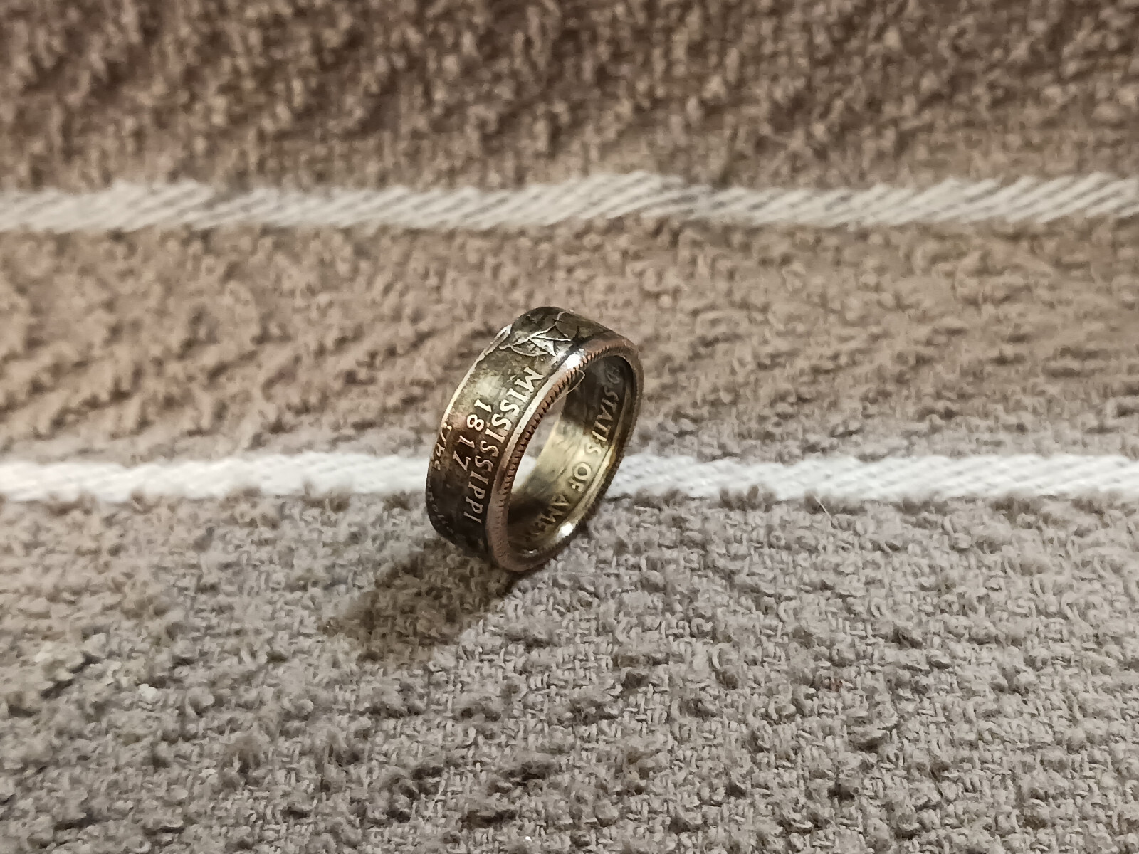 Mississippi Handcrafted Washington Quarters coin ring, size 6 -1/2  2002