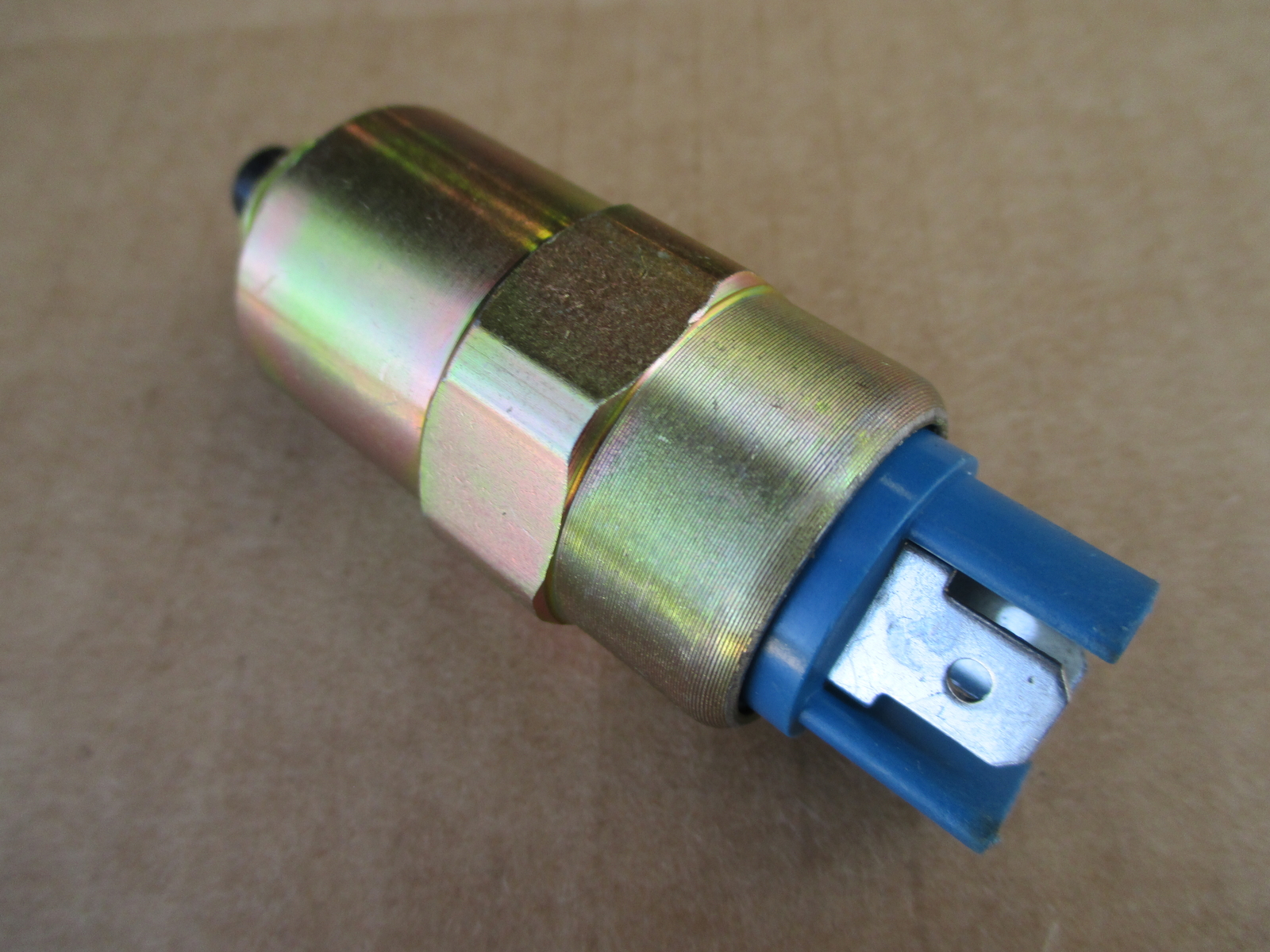 FUEL SHUT OFF SOLENOID FITS MASSSEY FERGUSON MF CASE IH 716620D 4334670M91