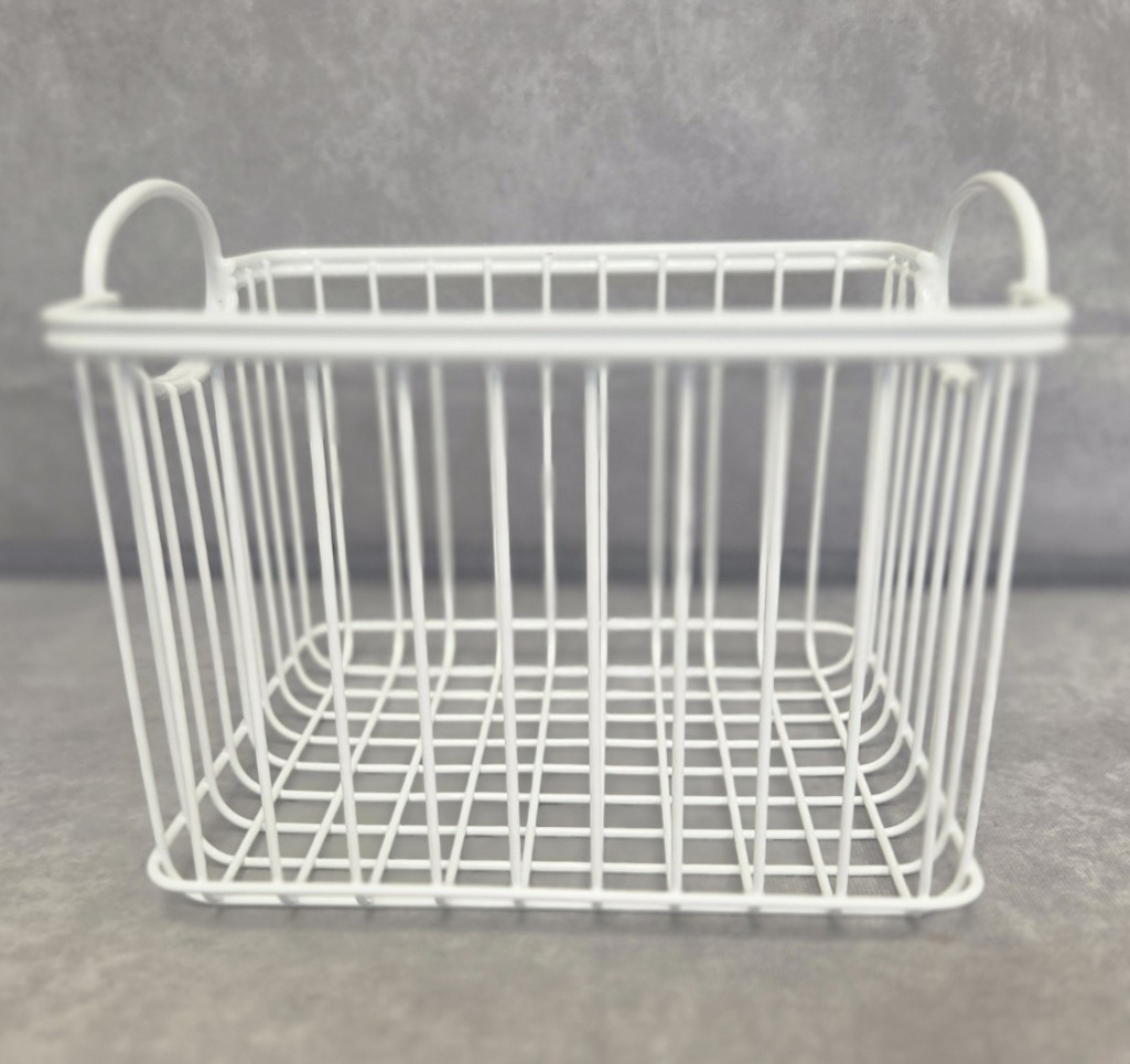 Small White Wire Coated Basket 9.5 X 6 Inches