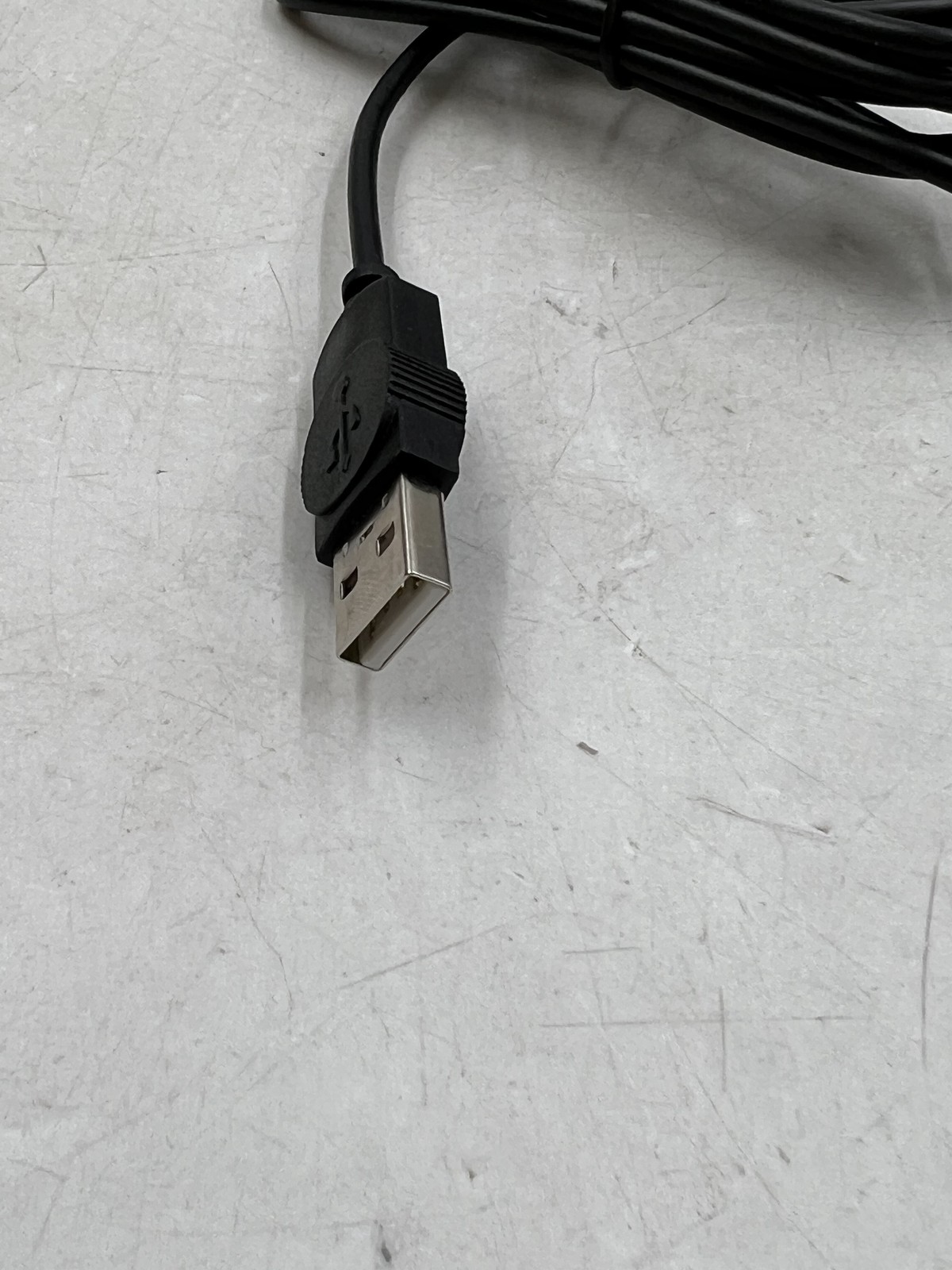 OPEN BOX Lenovo Black Optical 3 Button Scroll USB Mouse MO28UOA 06P4069