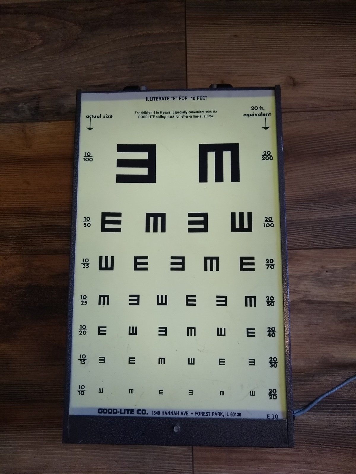 Vintage Good-Lite Visual Acuity Chart Translucent Model A Eye Test Works 2 Cards