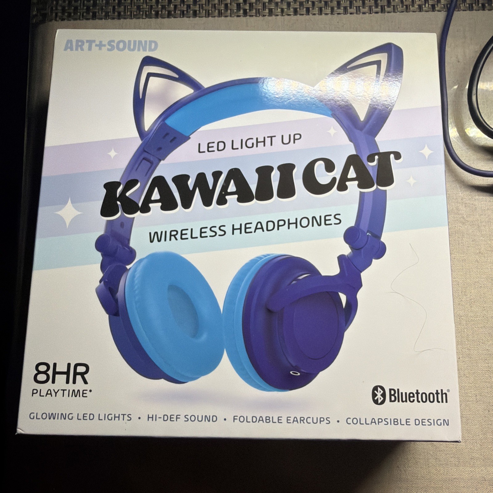 Art+Sound - KAWAII CAT LED Light Up Wireless Heaphones - Blue and Purple